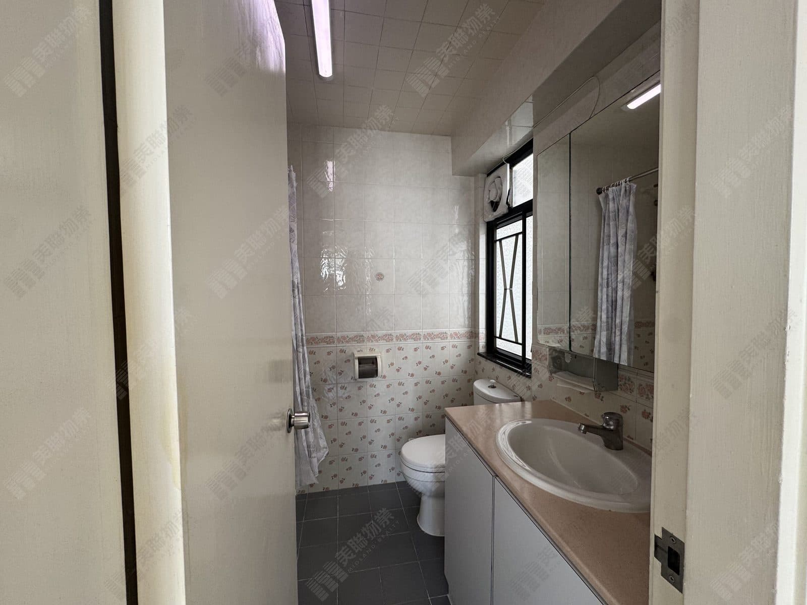 Hong Yi Faa Yuen J棟, 高層, 2号室 写真 1