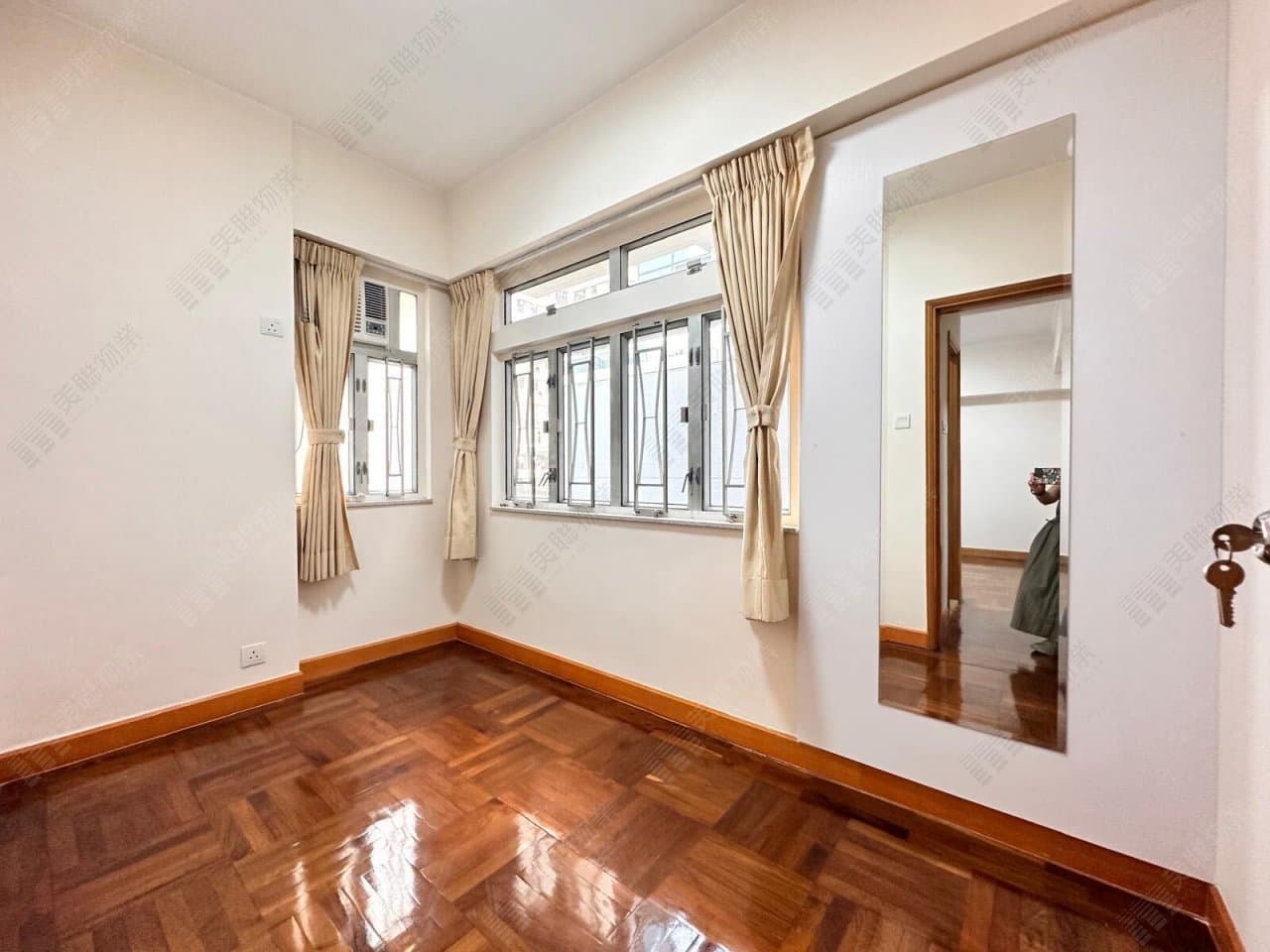 Gaai King Daai Ha Low floor, Flat 1 photo 1
