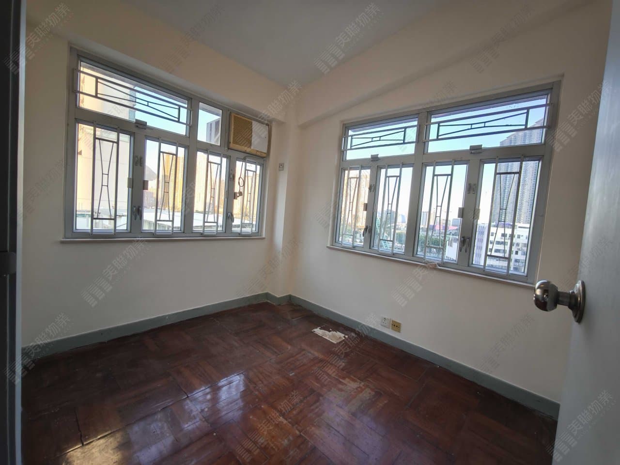 Bik Gaai Gok High floor, Flat D photo 1
