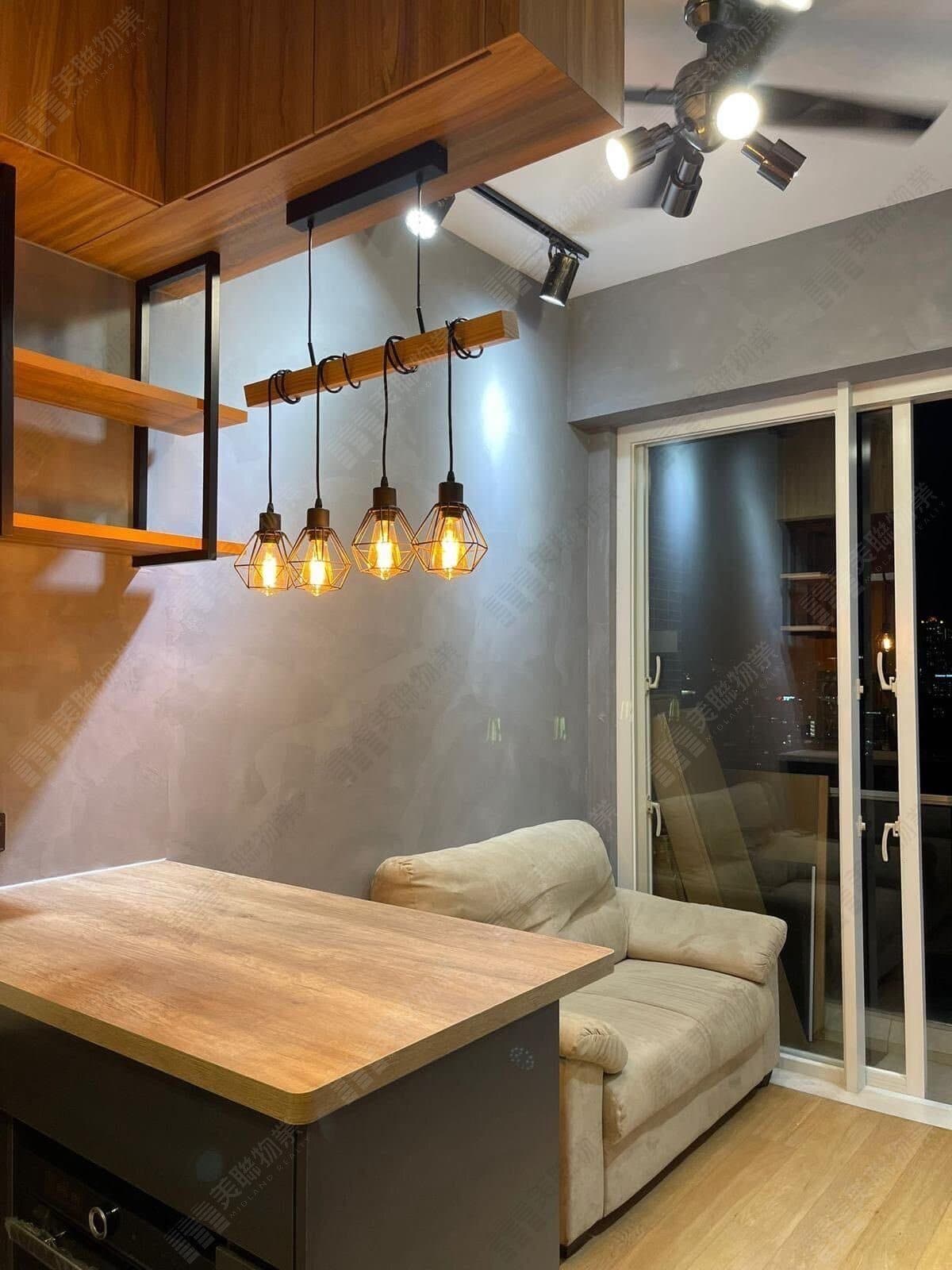 King Yi Fung Middle floor, Flat D photo 1