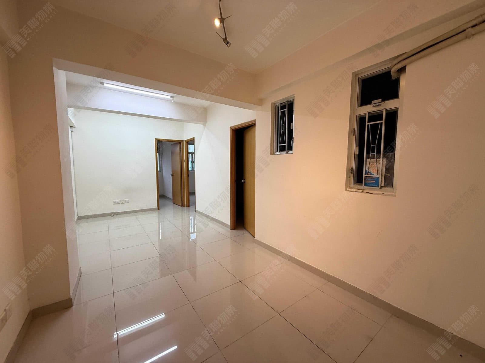 Wang On Daai Ha Middle floor, Flat 3 photo 1