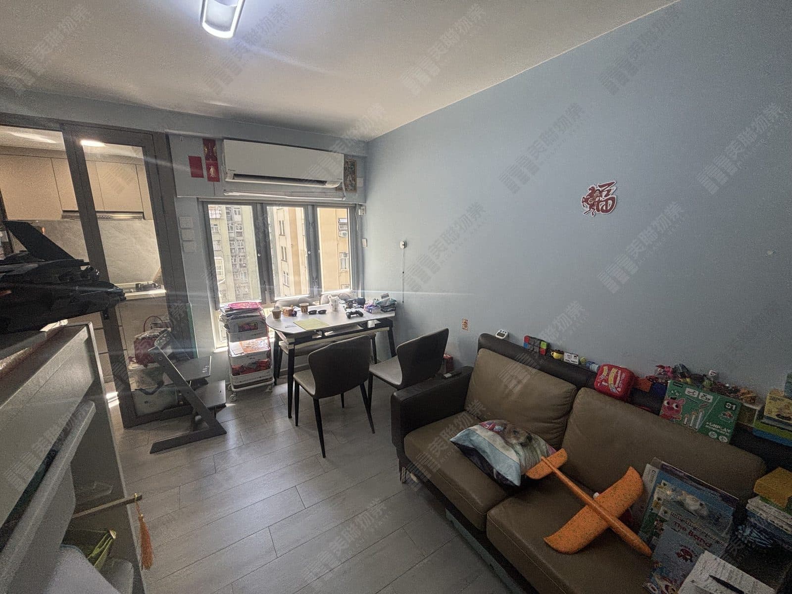 Mei Fu San Tsuen Kat Lei Ging No. 008, Middle floor, Flat B photo 1