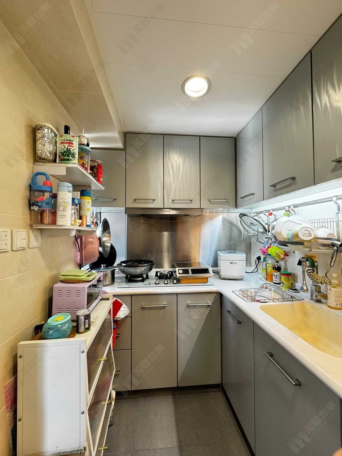 Wui King Faa Yuen 03棟, 高層, B号室 写真 1