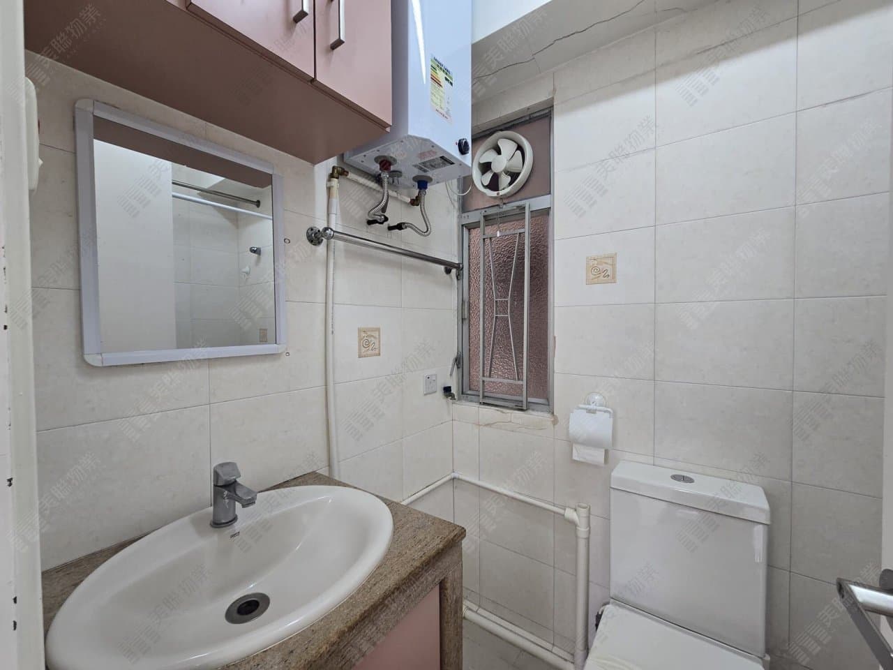 Wong Bou San Tsuen On U69AE Lau(Block L), Middle floor, Flat 2 photo 1