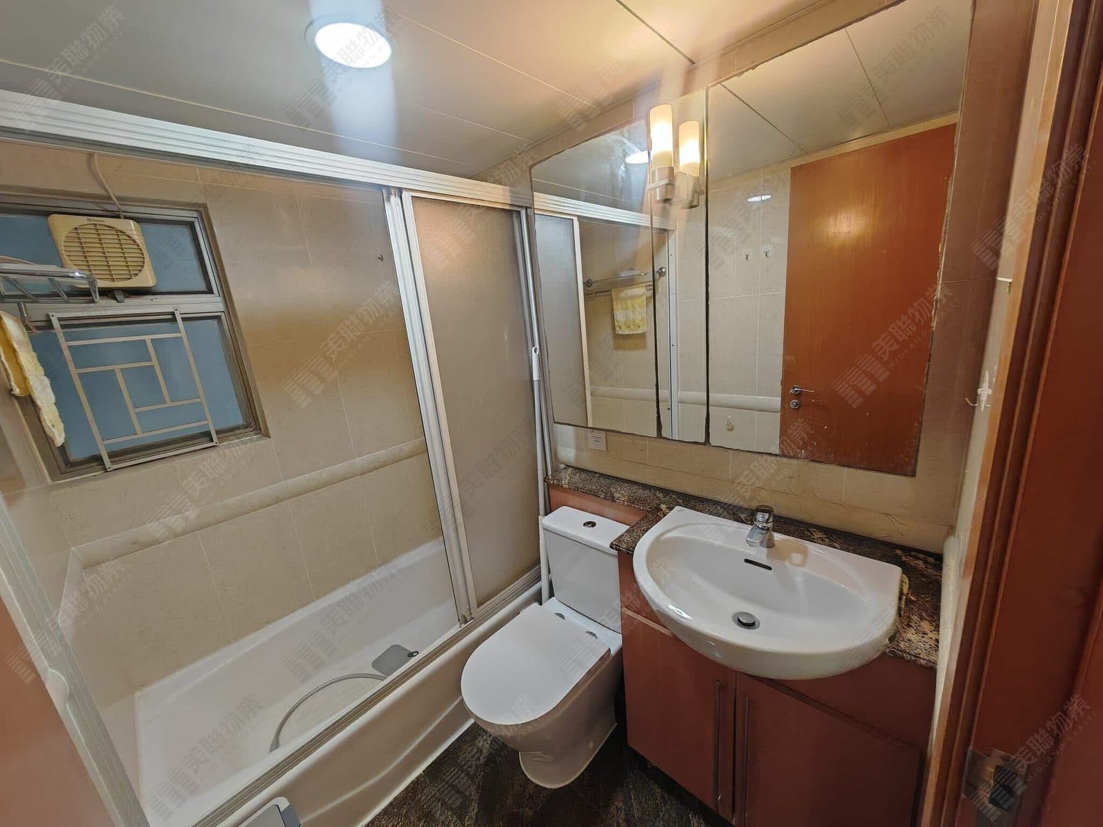 Tseung Kwan OChung Sam Tower 11, Middle floor, Flat D photo 1