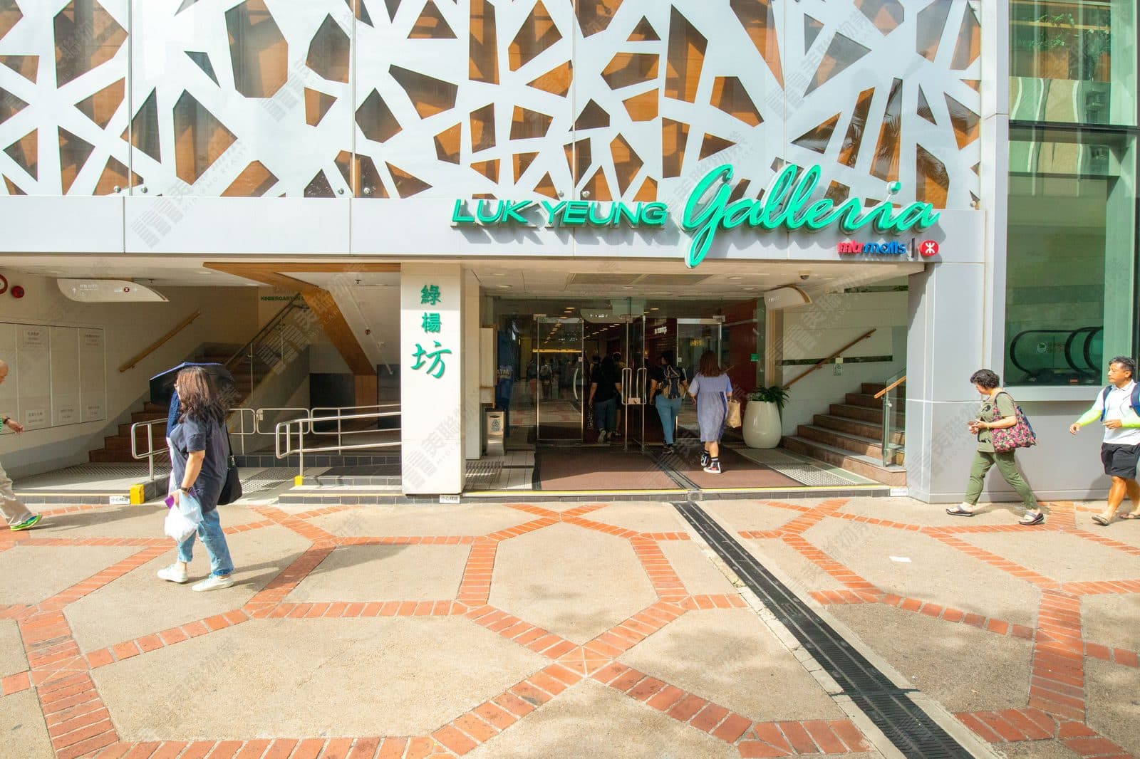 Luk Yeung San Tsuen Block P, Middle floor, Flat 2 photo 1