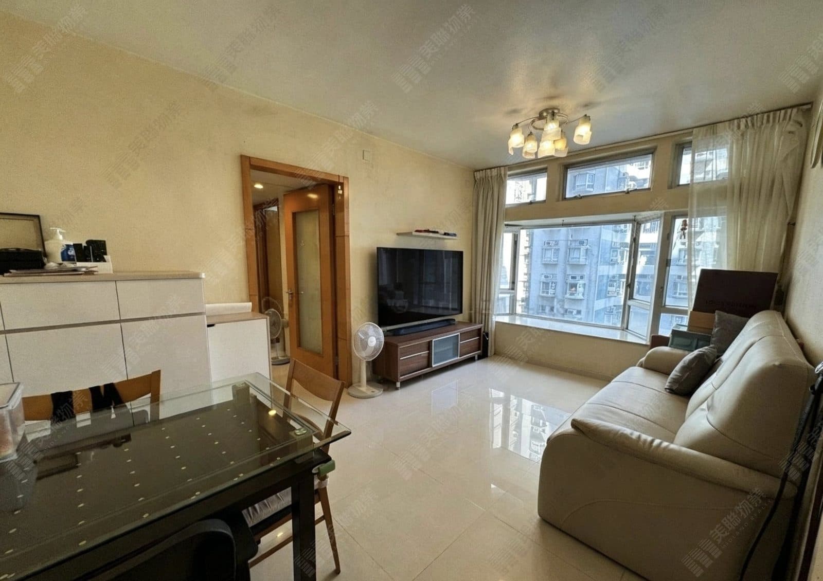 Hoi Ban Faa Yuen Tower 19, Middle floor, Flat C photo 1