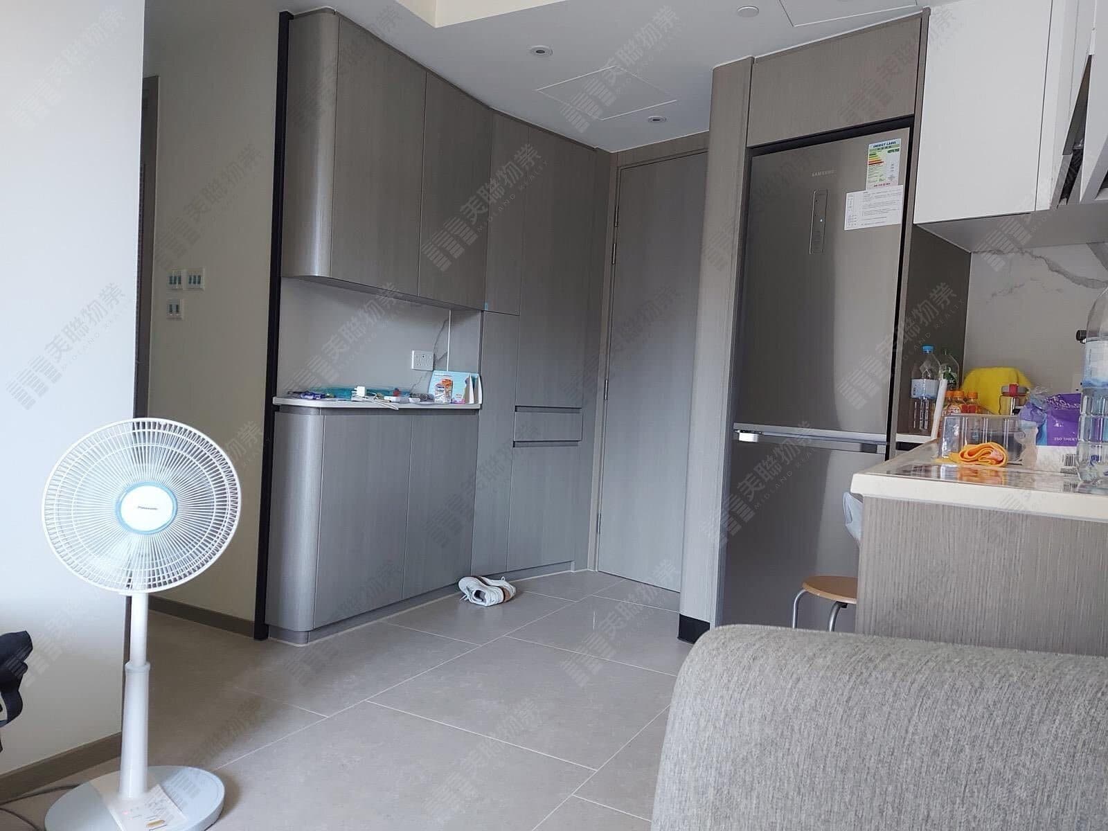 NOVO LAND Arreso Tower 1B, High floor, Flat K photo 1