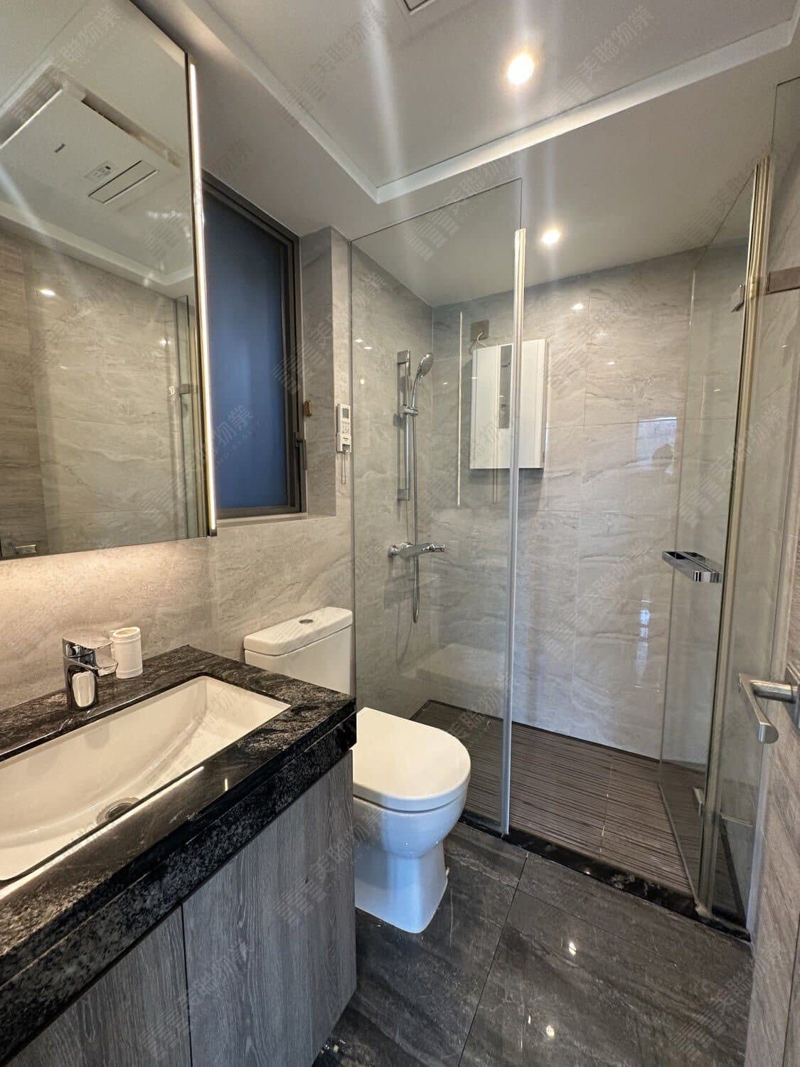 Jing Yat Wan Tower 3, Middle floor, Flat F photo 1
