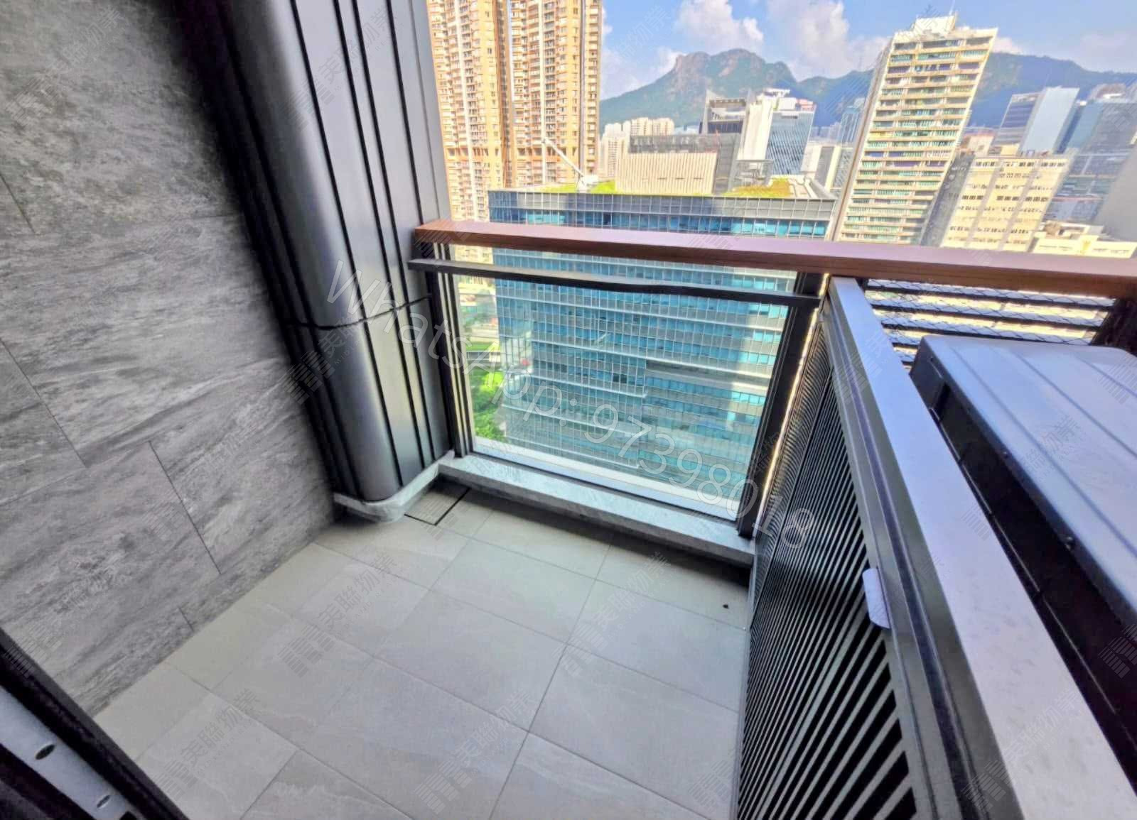 天璽．天走廊，通往浴室